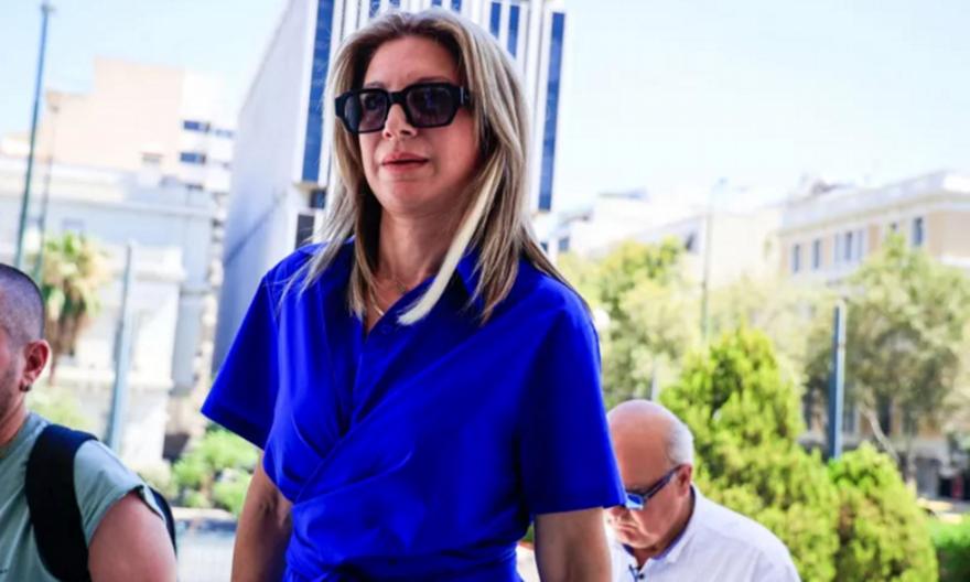 Τέμπη: Αίτημα εκταφής της κόρης της κατέθεσε η Μαρία Καρυστιανού