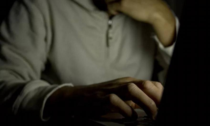 Δικογραφία για 28χρονο που έστελνε απειλητικά μηνύματα στον Παύλο Μαρινάκη