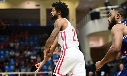 «Καυτός» ο Ντόρσεϊ πίσω από τα 6,75μ. με δύο τρίποντα στο ξεκίνημα του ημιτελικού!