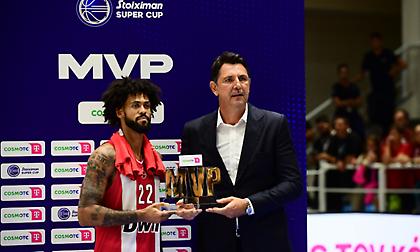 Τα πήρε όλα... και έφυγε: Ο Ντόρσεϊ βραβεύτηκε ως MVP και πρώτος σκόρερ του Super Cup!