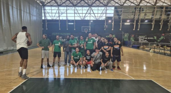 Γιάννης Αντετοκούνμπο: Έκανε έκπληξη στη ομάδα μπάσκετ νοητικής αναπηρίας του Παναθηναϊκού