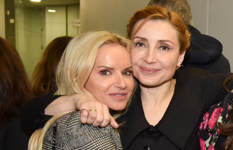 Πώς η Ευδοκία Ρουμελιώτη τρέλανε τη Μπεκατώρου με το κινητό της κι ένα ανοιχτό GPS