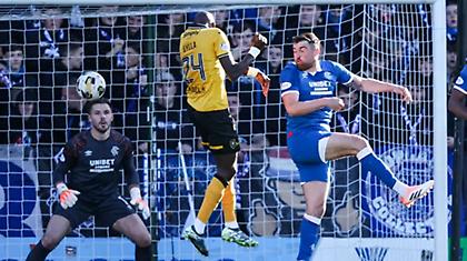 Έκανε σεφτέ στο... 94’ η Ρέιντζερς!