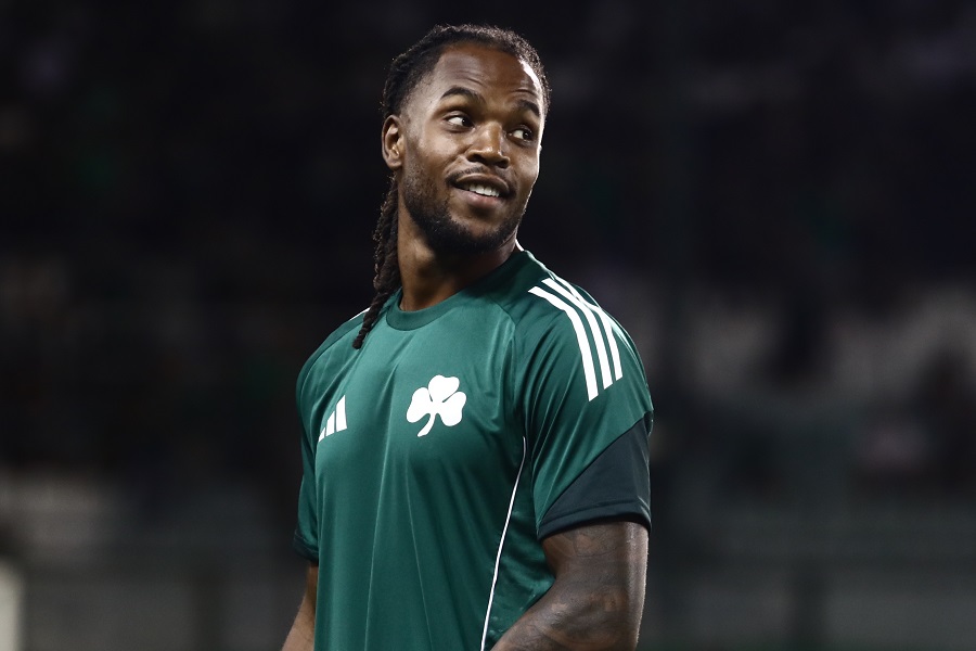 Ρενάτο Σάντσες: Η εμφάνιση στο Αγρίνιο και το «μήνυμα» στον Παναθηναϊκό και... τον κόσμο!