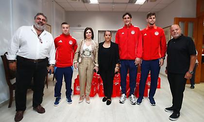 Ο Ολυμπιακός τίμησε την Παγκόσμια Ημέρα Καρδιάς