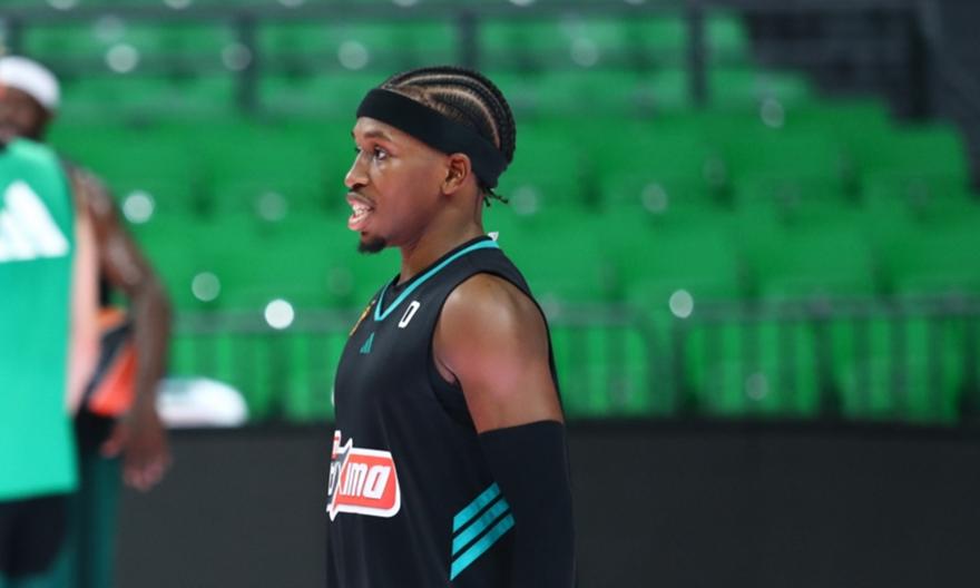 Σορτς: «Είμαι έτοιμος και ενθουσιασμένος να παίξω - Αύριο θα ξυπνήσω και θα ευχηθώ να είναι ήδη η ώρα του αγώνα»