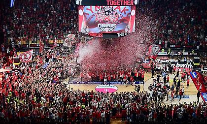 Τρέλα στους φίλους του Ολυμπιακού: Προ των πυλών το sold-out για το εγχώριο ντέρμπι με τον Παναθηναϊκό στο ΣΕΦ!