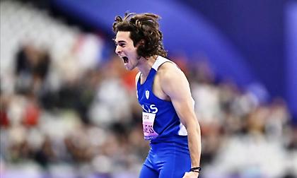 Ο βασιλιάς της ταχύτητας: Παγκόσμιος ξανά ο Νάσος Γκαβέλας στο Νέο Δελχί!