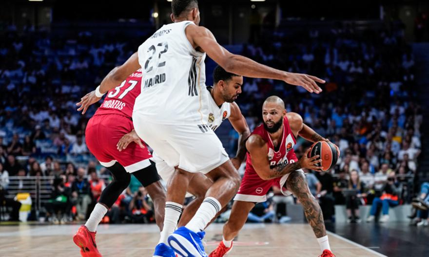 Το εντυπωσιακό ξεκίνημα και η κατάρρευση στην «τελική ευθεία»: Τα highlights από την ήττα του Ολυμπιακού στη Μαδρίτη