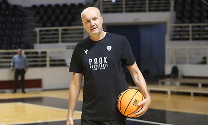 Ζντοβτς: «Εύκολο για εμένα το παιχνίδι με τον Παναθηναϊκό»