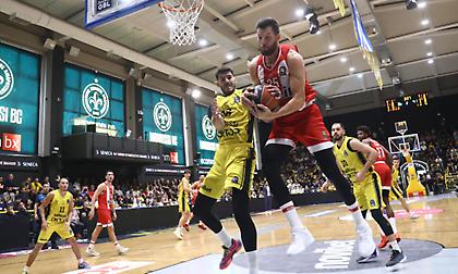 Τα highlights από την άνετη νίκη του Ολυμπιακού κόντρα στο Μαρούσι