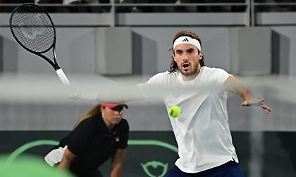 Τσιτσιπάς: «Αποσύρθηκα από το τουρνουά λόγω ενός σωματικού προβλήματος - Πρέπει να επικεντρωθώ στην αποθεραπεία μου»