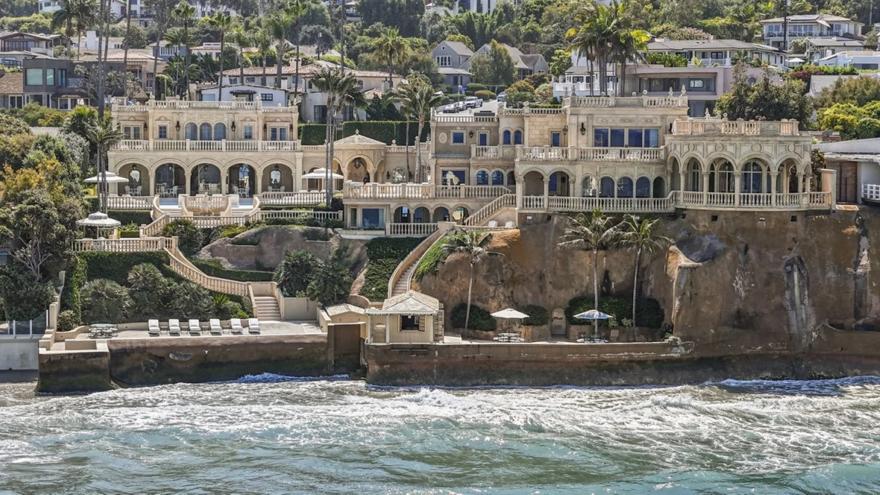 Sand castle: To iconic σπίτι στην Καλιφόρνια που βγήκε προς πώληση και η τιμή του μας ζάλισε
