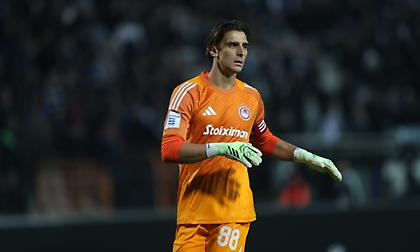 Ολυμπιακός: Το ντεφορμάρισμα του Τζολάκη