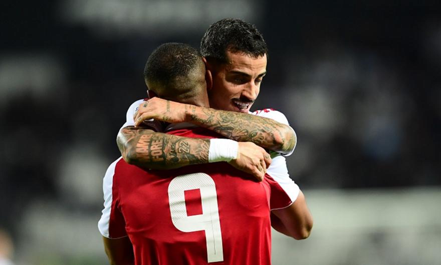 Ολυμπιακός: Παίρνουν σειρά για νέο συμβόλαιο Τσικίνιο και Ελ Κααμπί