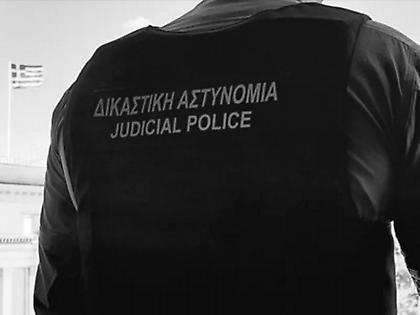 Συνελήφθη από δικαστικούς αστυνομικούς γυναίκα που έκανε χρήση ναρκωτικών μέσα στην Ευελπίδων