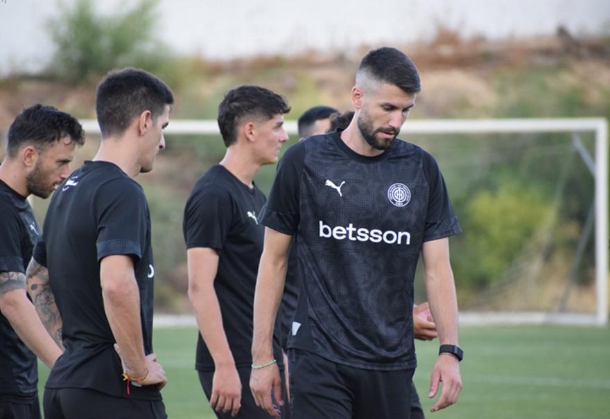 Προπόνηση με πέντε απουσίες στον ΟΦΗ