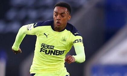 Παίκτης της Νιούκαστλ έμεινε από βενζίνη με την Porsche του