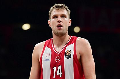 BAM TV: «Τι και αν έλειπαν οι μισοί ο Θρύλος έκανε μια... χαψιά την Dubai BC»