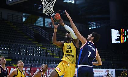 Σίλβα βγαλμένος από το ΝΒΑ και 20άρα της ΑΕΚ επί του Πανιωνίου!