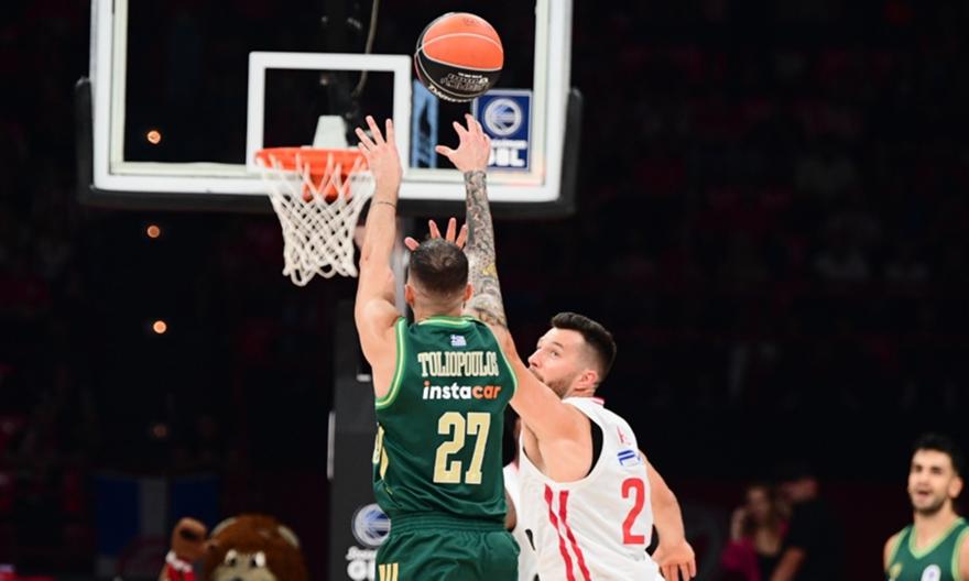 Ρεσιτάλ Τολιόπουλου στο ΣΕΦ: Απίθανο δεύτερο δεκάλεπτο με 14 πόντους και 4 τρίποντα!