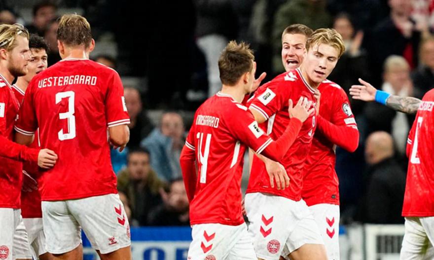 Γκολ από το πουθενά για τη Δανία από το τραγικό λάθος του Ζαφείρη