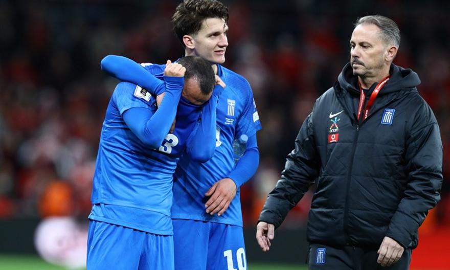 Συγκλονιστική στιγμή: Ο Σιώπης κατέρρευσε μετά τον αποκλεισμό, ο Τζόλης τον παρηγόρησε