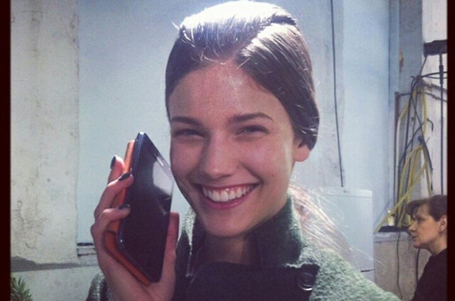 Κέντρα Σπίαρς: Η πριγκίπισσα που άφησε τα στέμματα και επέστρεψε στην πασαρέλα - Το χρονικό μιας εντυπωσιακής επιστροφής