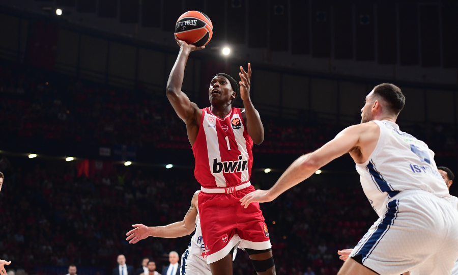 Ολυμπιακός: Τα αναμενόμενα σκαμπανεβάσματα στον μαραθώνιο και το μισογεμάτο ποτήρι