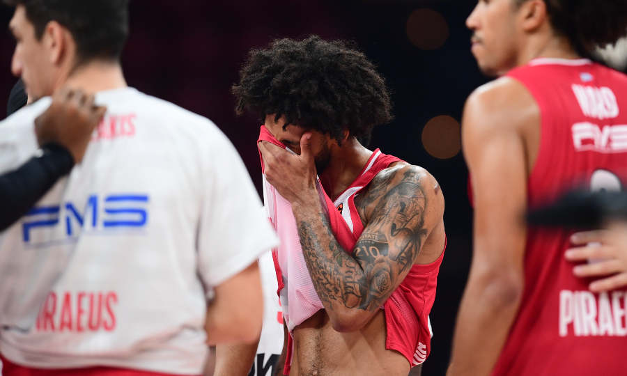 Ολυμπιακός: Τα αναμενόμενα σκαμπανεβάσματα στον μαραθώνιο και το μισογεμάτο ποτήρι