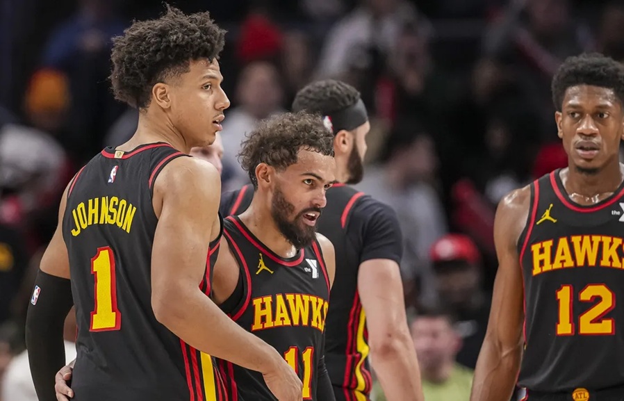 Ανατολή: Η νέα ισορροπία δυνάμεων και η κρίσιμη σεζόν του Γιάννη στους Μπακς