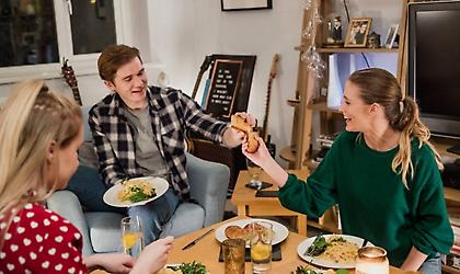 Μόνος στην κουζίνα: 37 συνταγές για φοιτητές