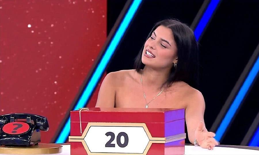 Η κόρη του Αντώνη Βλοντάκη και της Κορίνας Στεργιάδου παίκτρια στο Deal