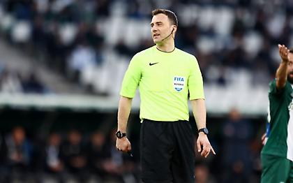 Φέλιξ Τσβάιερ: Ο «χειρουργός» της Τούμπας πάει Χαριλάου!