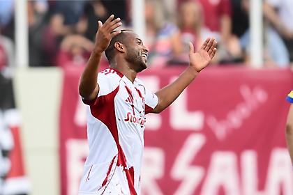 Παραλίγο να το... τερματίσει ο Ελ Κααμπί: Απίθανη χαμένη ευκαιρία στη Λάρισα με τρομερό «ψαλιδάκι»!