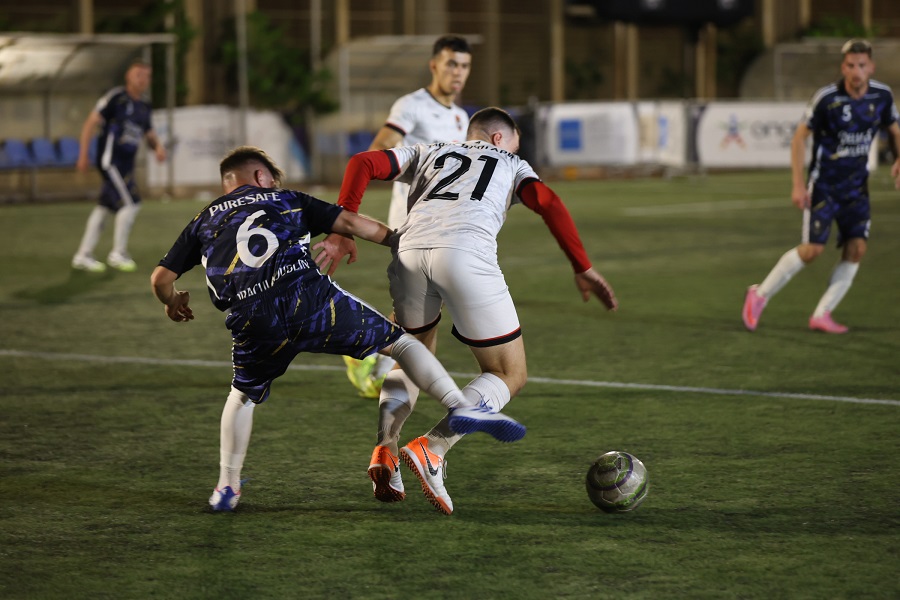 Rethymno: Football, tourism and a marriage proposal in the center of the stadium!