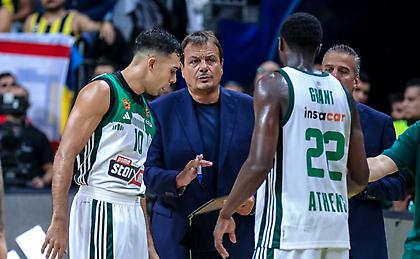 Πετρίδης: «Σε τρομερή κατάσταση ο Σλούκας - Βρίσκει τα σχήματα που έψαχνε ο Αταμάν»