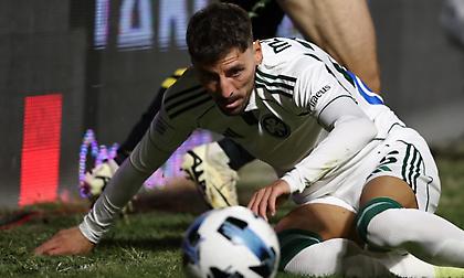 Αθανασίου: «Λαβή… ελληνορωμαϊκής πάλης και ξεκάθαρο πέναλτι που δεν δόθηκε στον Γερεμέγεφ»!