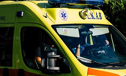 Νέο Ηράκλειο: Λιπόθυμη από κατανάλωση αλκοόλ εντοπίστηκε 16χρονη – Συνελήφθη ο πατέρας της