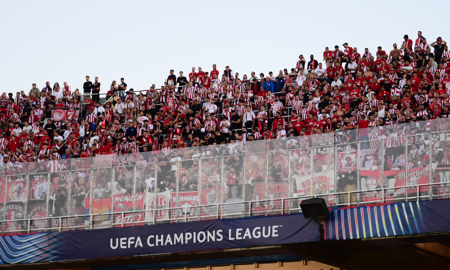 Μπαρτσελόνα-Ολυμπιακός: Η κερκίδα των φίλων του Ολυμπιακού στο Μονζουίκ