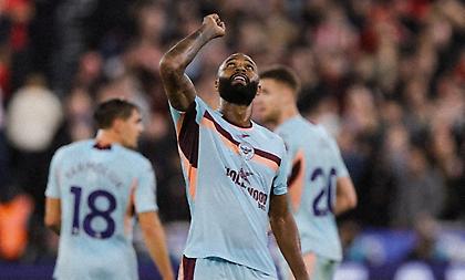 Γουέστ Χαμ με... αλλεργικό σοκ, «τρυπήθηκε» από το κεντρί της Μπρέντφορντ!