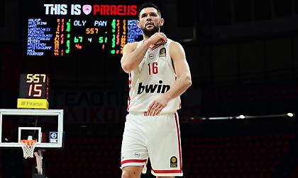 Νέος «πονοκέφαλος» στον Ολυμπιακό: Αμφίβολος ο Παπανικολάου για Μπάγερν και Μύκονο