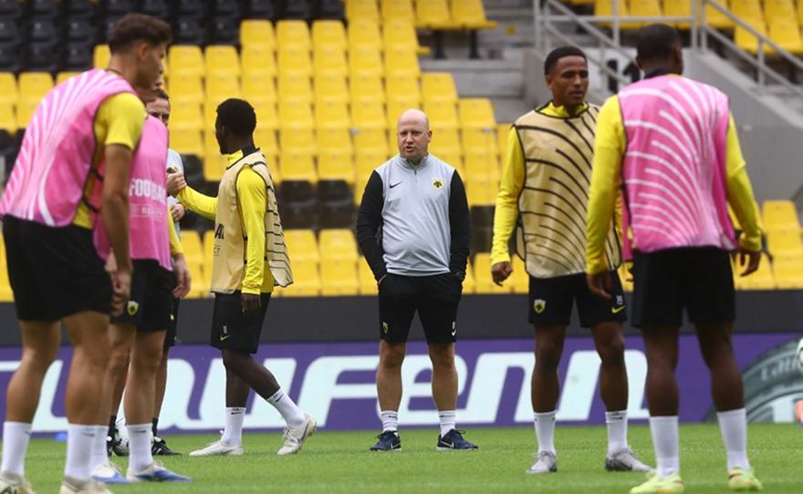 Τσακίρης: «Να δει το παιχνίδι σαν νοκ άουτ και φάρμακο η ΑΕΚ»