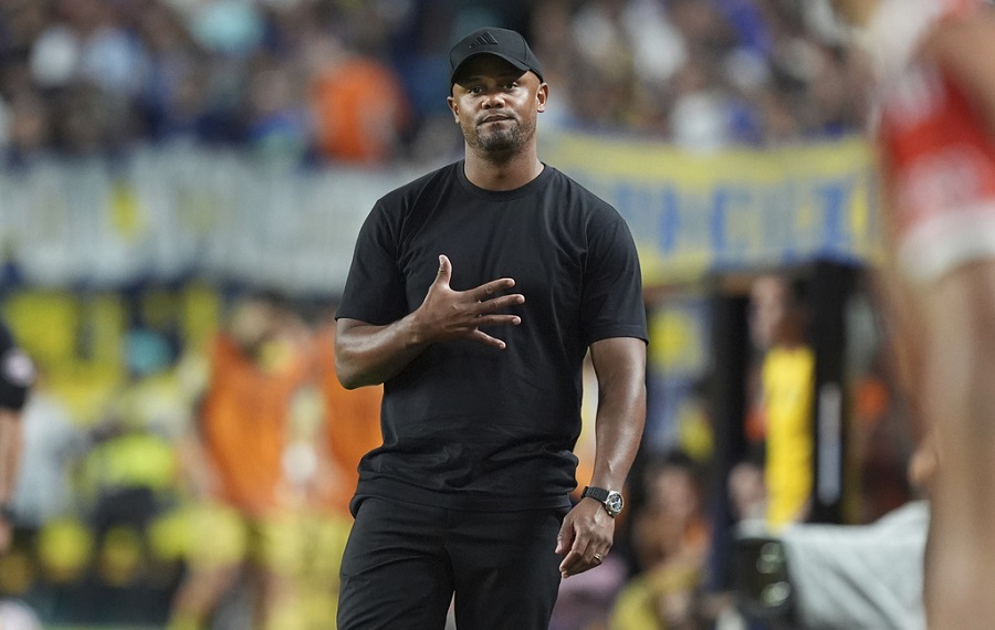 Μπάγερν Μονάχου: Ο Κομπανί άλλαξε πλευρά στα μπακ και οδηγεί την ομάδα του σε κυριαρχία