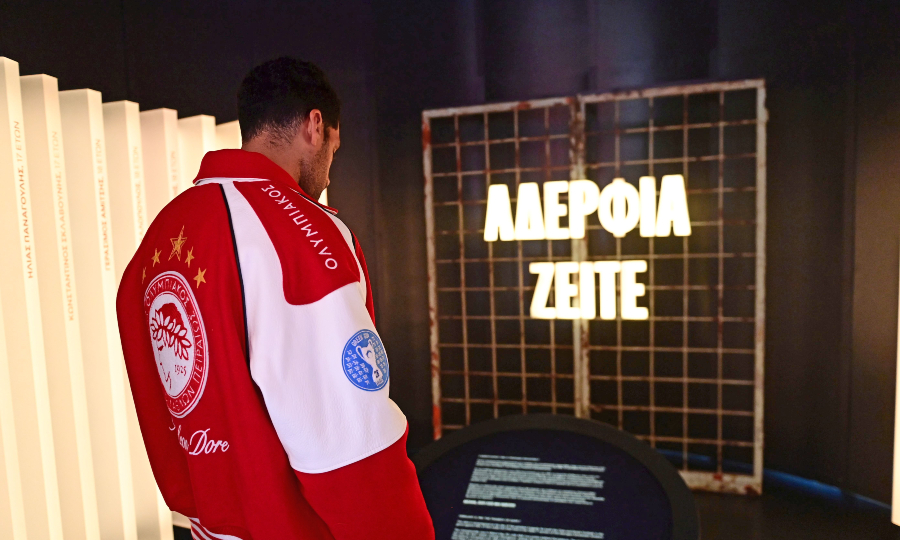 Ολυμπιακός: Η ομάδα επισκέφθηκε το Μουσείο της ομάδας στο «Γεώργιος Καραϊσκάκης»