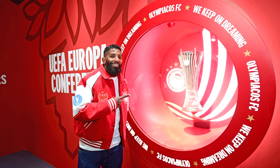 Ολυμπιακός: Η ομάδα επισκέφθηκε το Μουσείο της ομάδας στο «Γεώργιος Καραϊσκάκης»