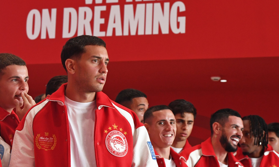 Ολυμπιακός: Η ομάδα επισκέφθηκε το Μουσείο της ομάδας στο «Γεώργιος Καραϊσκάκης»