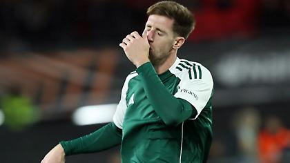 Το χειροκρότημα τον παικτών στον κόσμο στο Ρότερνταμ