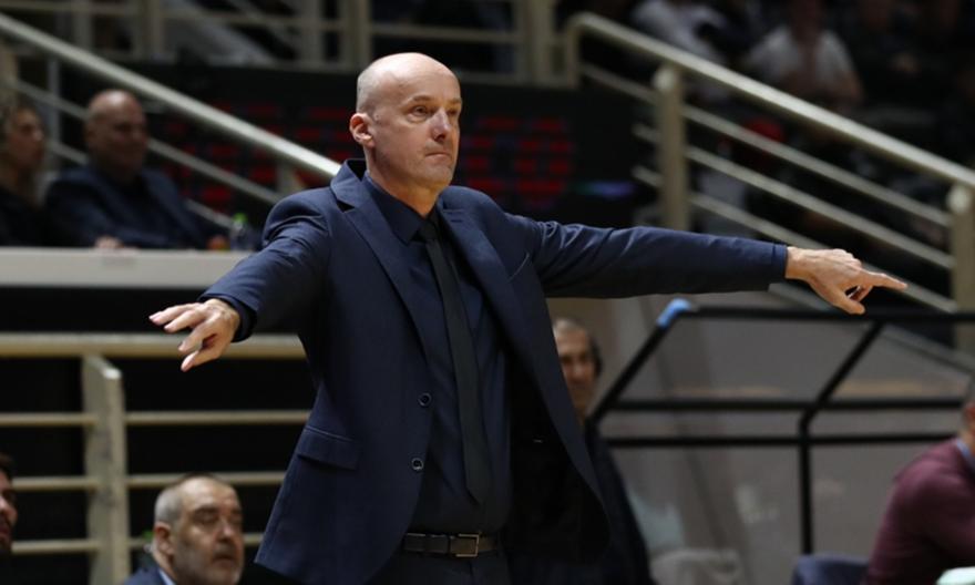 Ζντοβτς: «Δεν είμαι ποτέ χαρούμενος και ευχαριστημένος»