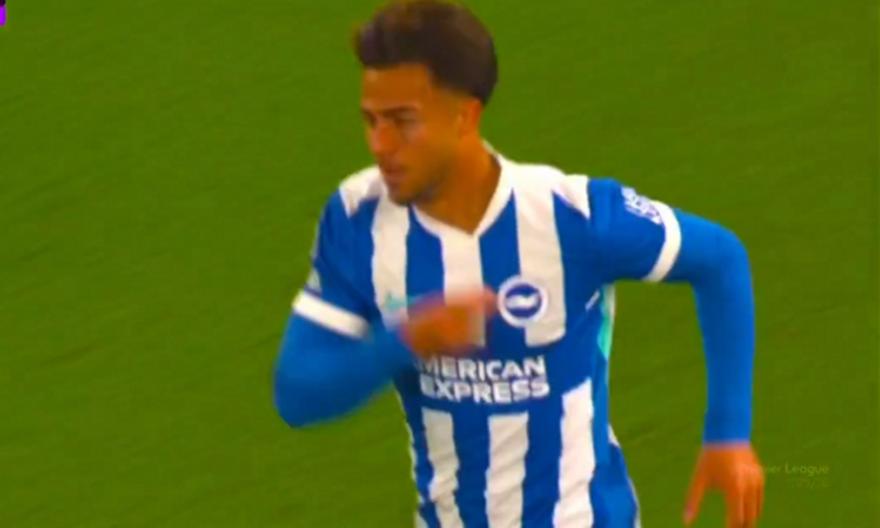 Μπάμπης Κωστούλας: Άνοιξε λογαριασμό με Μπράιτον, σκόραρε κόντρα στη Μ. Γιουνάιτεντ